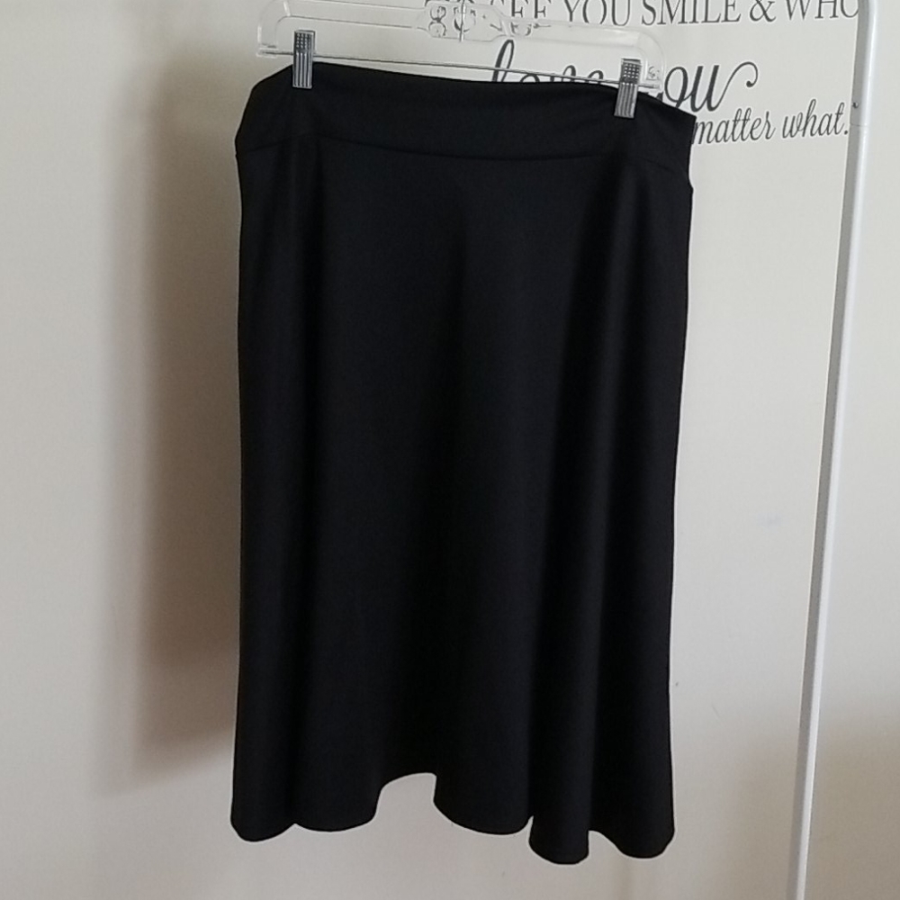 Midi Skirt WITH POCKETS!!